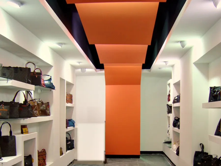 Bots & Bags - Arquitectura Interior e Iluminación